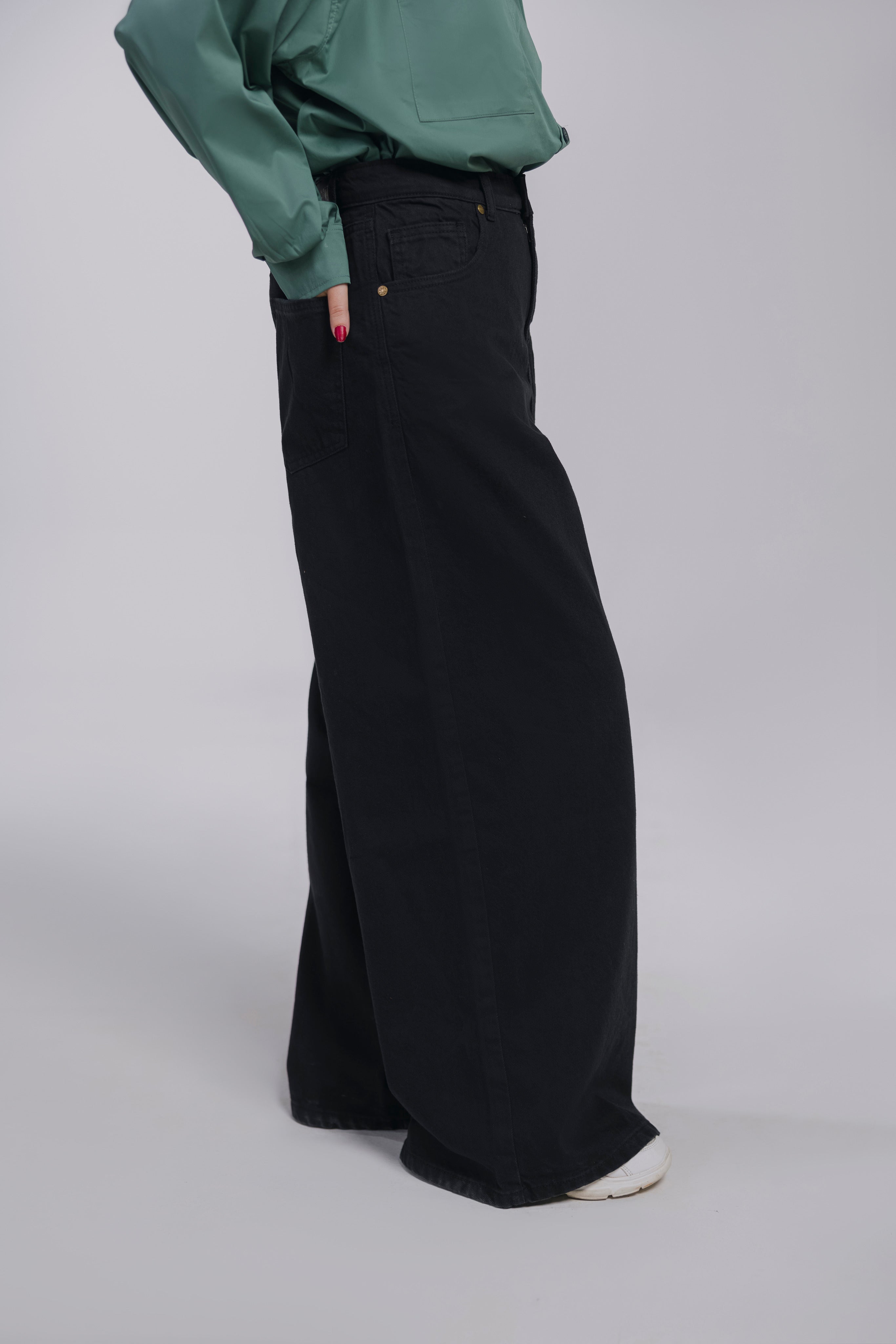 Black Wide Leg Jeans